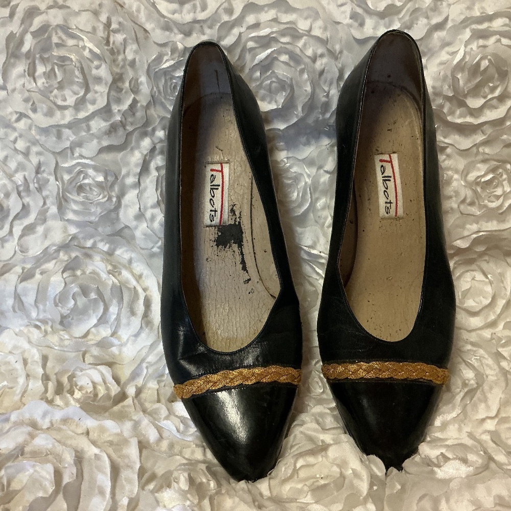 Womens one inch heel